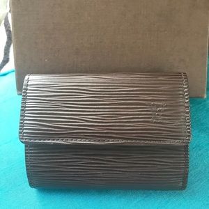 BEAUTIFUL Louis Vuitton WALLET in **MINT CONDITION**
